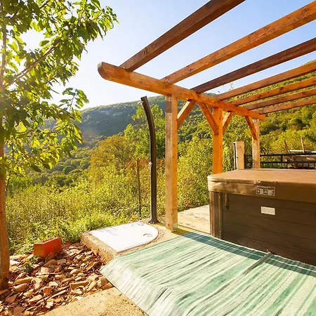 Woodland Retreat Дом отдыха Donji Zagon