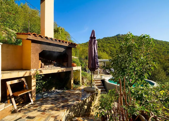 Сasa de vacaciones Woodland Retreat *