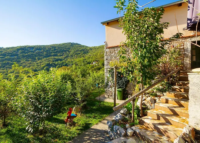 Сasa de vacaciones Woodland Retreat Donji Zagon