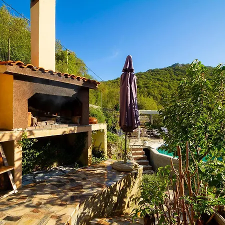 펜션 Woodland Retreat *