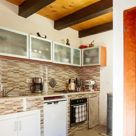 Woodland Retreat 펜션 Donji Zagon