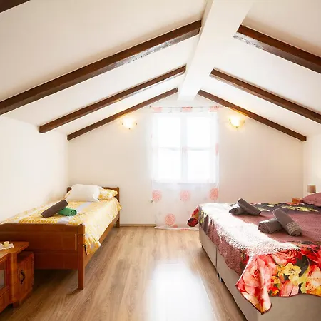 펜션 Woodland Retreat Donji Zagon